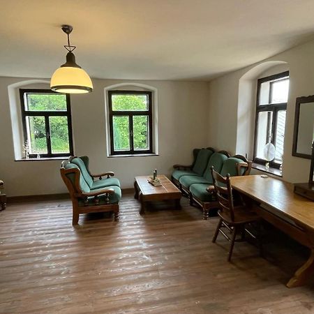 Buskovsky Mlyn 1580 Hotel Dolní Bousov Cameră foto